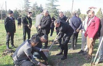 Pınarhisar’da 20 şehit için 20 fidan toprakla buluştu