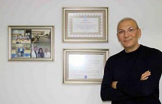 Prof. Dr. Karalezli: "Gençlerde diz ağrısı önemlidir""