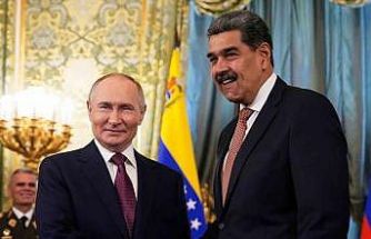 Putin, Venezuela Devlet Başkanı Maduro ile telefonda görüştü