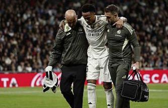 Real Madrid’de Eder Militao, 4 ay sahalardan uzak kalacak