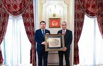 Rektör Akkaya, uluslararası başarıları Bakan Tunç’a anlattı