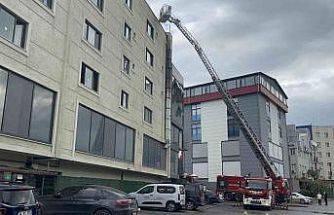 Restoranda yangın alarmı: Otel boşaltıldı, 1 yaralı