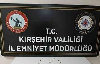 Sahte altın satmaya çalıştı polise yakalandı