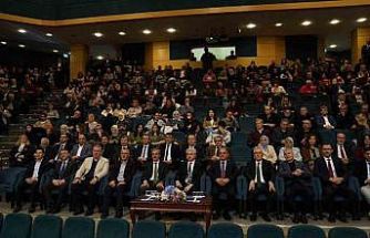 Sakarya Üniversitesi "Araştırma Üniversitesi" statüsünü törenle kutladı