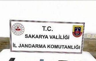 Sakarya’da uyuşturucu operasyonunda yakalanan zanlı tutuklandı