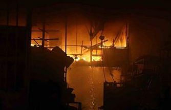Sanayi Sitesi’nde çıkan yangında 9 iş yeri zarar gördü