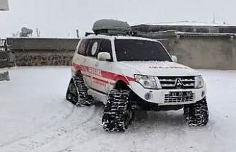 Şanlıurfa’da hastalar paletli ambulanslarla hastaneye ulaştırıldı