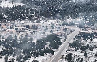 Seydikemer yaylaları beyaza büründü