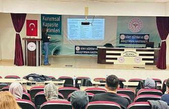 Siirt’te enfeksiyon kontrol önlemleri eğitimi düzenlendi