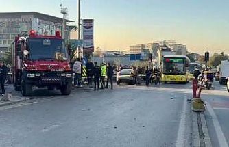 Şişli’de bir araç, kaldırımda yürüyen vatandaşların arasına daldı. Kazada yaralananların olduğu öğrenilirken, olay yerine çok sayıda polis, sağlık ve itfaiye ekipleri sevk edildi. Ekiplerin çalışmaları sürüyor.
