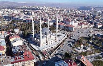 Sivas’ın silüetini yeniledi, şehrin her yerinden görülebiliyor