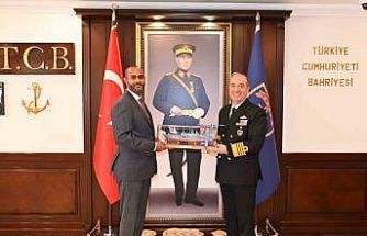 Somali Limanlar ve Deniz Ulaştırma Bakanı Nur, Deniz Kuvvetleri Komutanı Tatlıoğlu’nu ziyaret etti