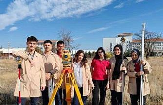 Staj programı ile geleceğin tapu memurları yetiştiriliyor