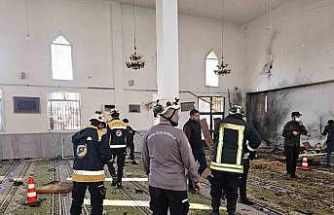 Suriye’de cami patlamasında can kaybı 8’e yükseldi