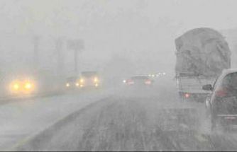 Tatvan’da kar yağışı