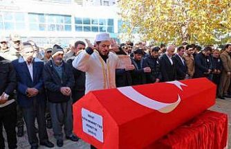 Terhis olduktan 5 gün sonra vefat eden genç son yolculuğuna uğurlandı