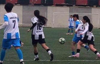 TFF Kadınlar 2. Lig: Vangücü SK: 8 - Erzincan Gençler Gücüspor: 0