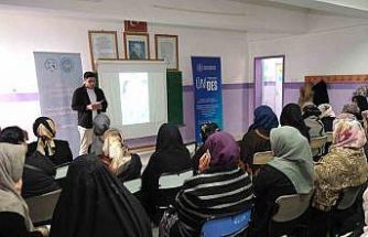 Tokat Gaziosmanpaşa Üniversitesi yolları aşıyor, sağlık taşıyor