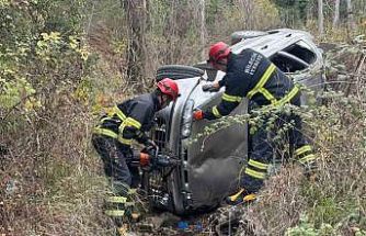 Uçurumdan yuvarlanan araçtan burnu bile kanamadan çıktı