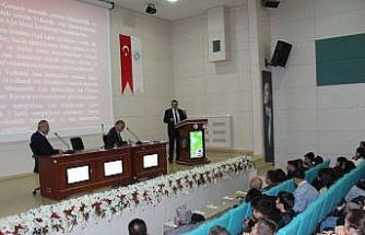 Üniversite öğrencilerine toprağın hayati rolü anlatıldı