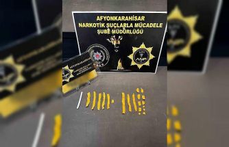 Uyuşturucu emdirilmiş peçeteyle yakalanan 2 kişi gözaltına alındı