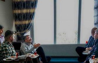 Vali Ali Çelik’ten Şehit Er Halit Tatlı’nın ailesine ziyaret