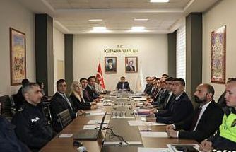 Vali Işın: "Güvenlik hizmetleri, yalnızca bir görev değil, milletimize karşı sorumluluğumuzdur"