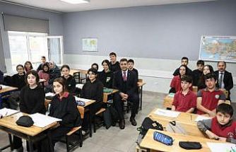 Vali Selçuk Aslan, öğrencilerle bir araya geldi