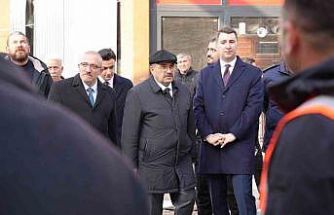 Vali Ustaoğlu, Sındırgı’da yıkım ve geçici ticaret alanını inceledi