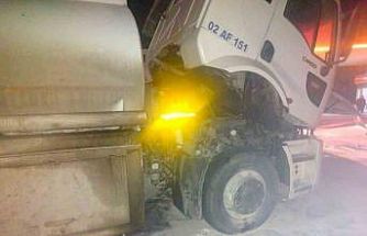 Yakıt yüklü tankerden yükselen dumanlar korkuttu