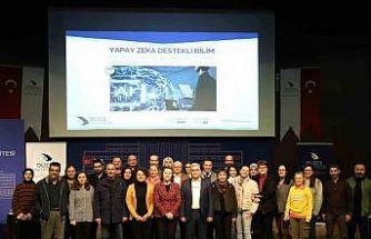 Yapay zeka destekli bilim anlatıldı