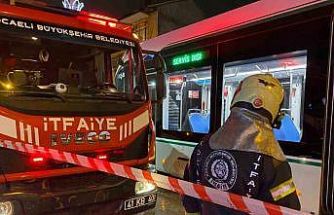 Yaşlı kadın yolun karşısına geçmek isterken tramvayın altında kaldı