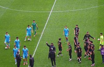 Yeni Malatyaspor sahaya 7 oyuncu ile çıktı, maç oynanmadı