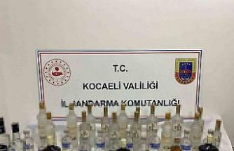 Yılbaşı öncesi kaçakçılara darbe: Milyonluk sahte alkol ve ürün ele geçirildi