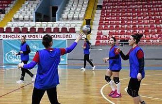 Yozgat’ın namağlup lideri Süper Lig hedefini sürdürüyor