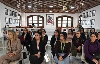 Zübeyde Hanım Kadın Eğitim ve Sosyal Tesisi’nde kadın sağlığı konuşuldu