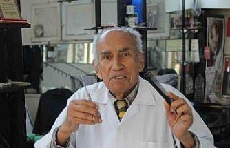 80 yaşında, 66 yıldır berber