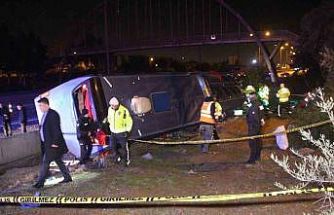 Adana’da yolcu otobüsü devrildi: 8 yaralı