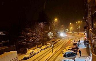 Afyonkarahisar’ın yüksek kesimlerinde kar etkisini gösterdi