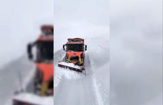 Ağrı-Kağızman kara yolunda yoğun tipi etkili oluyor