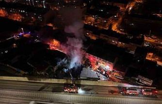 Ahşap dolu depoda çıkan yangın kontrol altına alındı