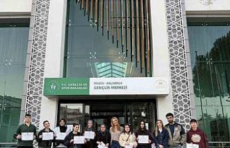 Akçakoca Gençlik Merkezi’nde diksiyon atölyesi tamamlandı