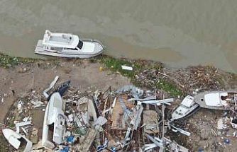 Aksu’da sel ve hortum felaketi: Milyonluk tekneler parçalandı, 700 dönüm alanda seralar sular altında kaldı