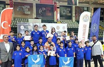 Aliağalı oryantiringciler Muğla’dan 8 Türkiye derecesiyle döndü