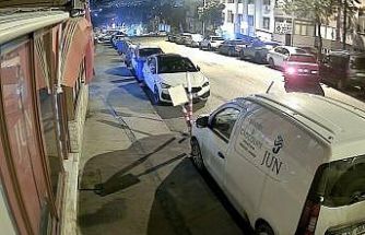 Alkollü sürücü park halindeki 5 araca çarpıp kaçtı