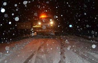 Antalya-Konya karayolunda kar yağışı yeniden başladı