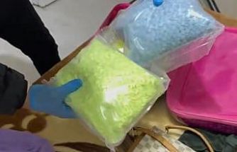 Antalya’da 15 bin uyuşturucu hap ele geçti: 2 şahıs tutuklandı