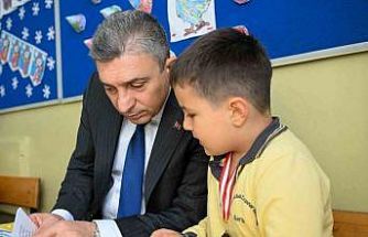 Antalya’da 498 bin 603 öğrenci karne heyecanı yaşadı