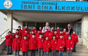 Antalyaspor’dan, Kapaklı’daki öğrencilere hediye