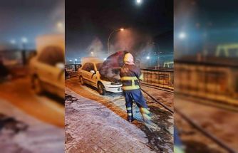 Araç yangını kısa sürede söndürüldü